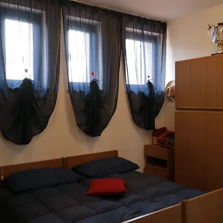 Da Delfy Bed & Breakfast *